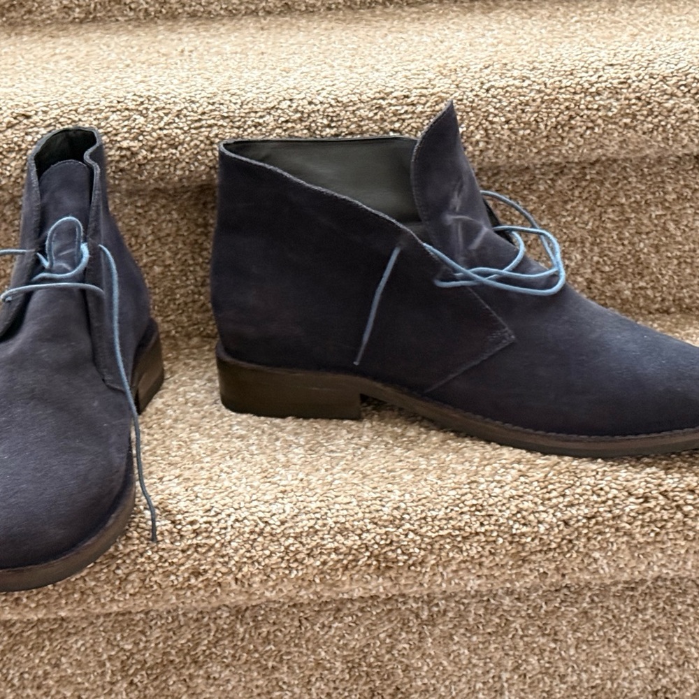 Men's Blue Suede Chukka Thursday Boots